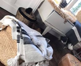 Couverture Pompons