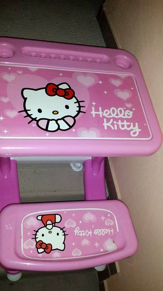 Bureaux Spiderman Et Hello Kitty En Plastique Pour Enfants Luckyfind