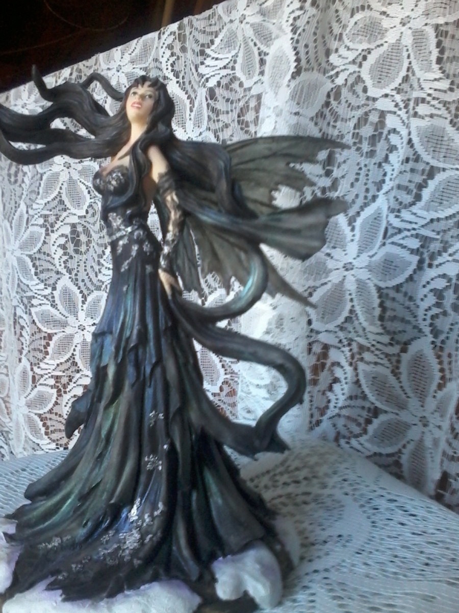 Achat Figurine fée gothique Little Shadows Noire - 14cm pas cher
