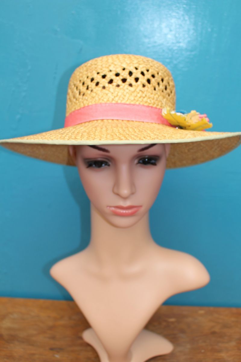 CHAPEAU DE PAILLE AVEC FLEUR ANNÉE 60-70 - Luckyfind