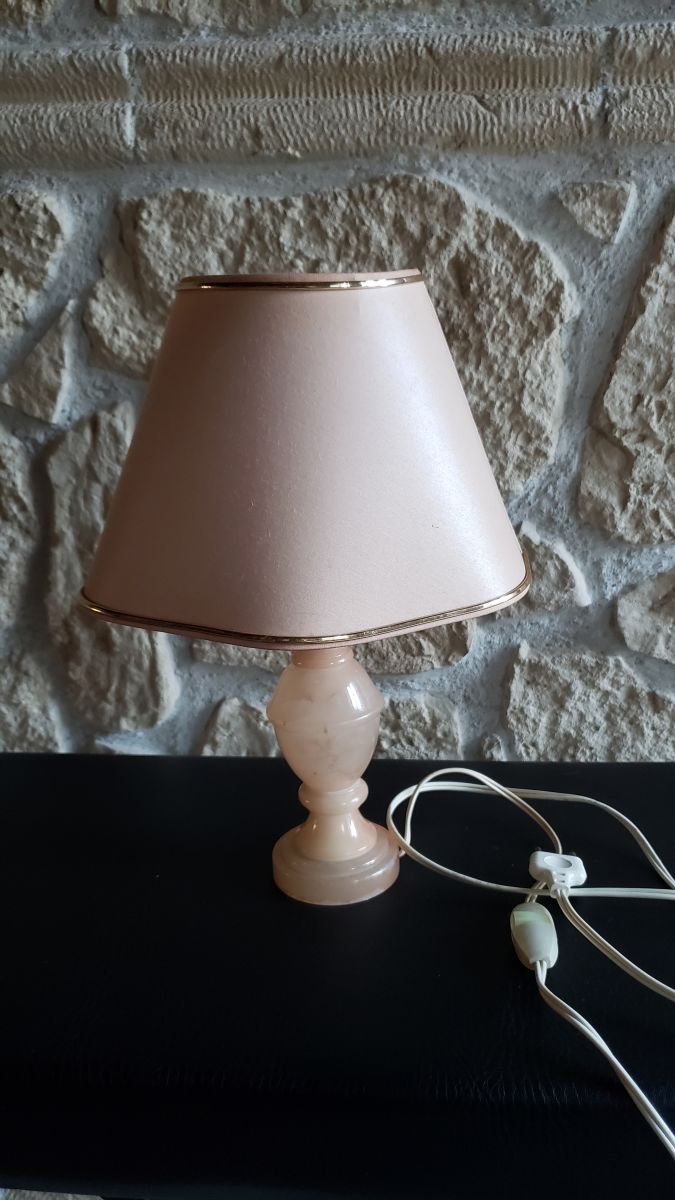 Lampe de chevet 3 pieds en bois - Rose