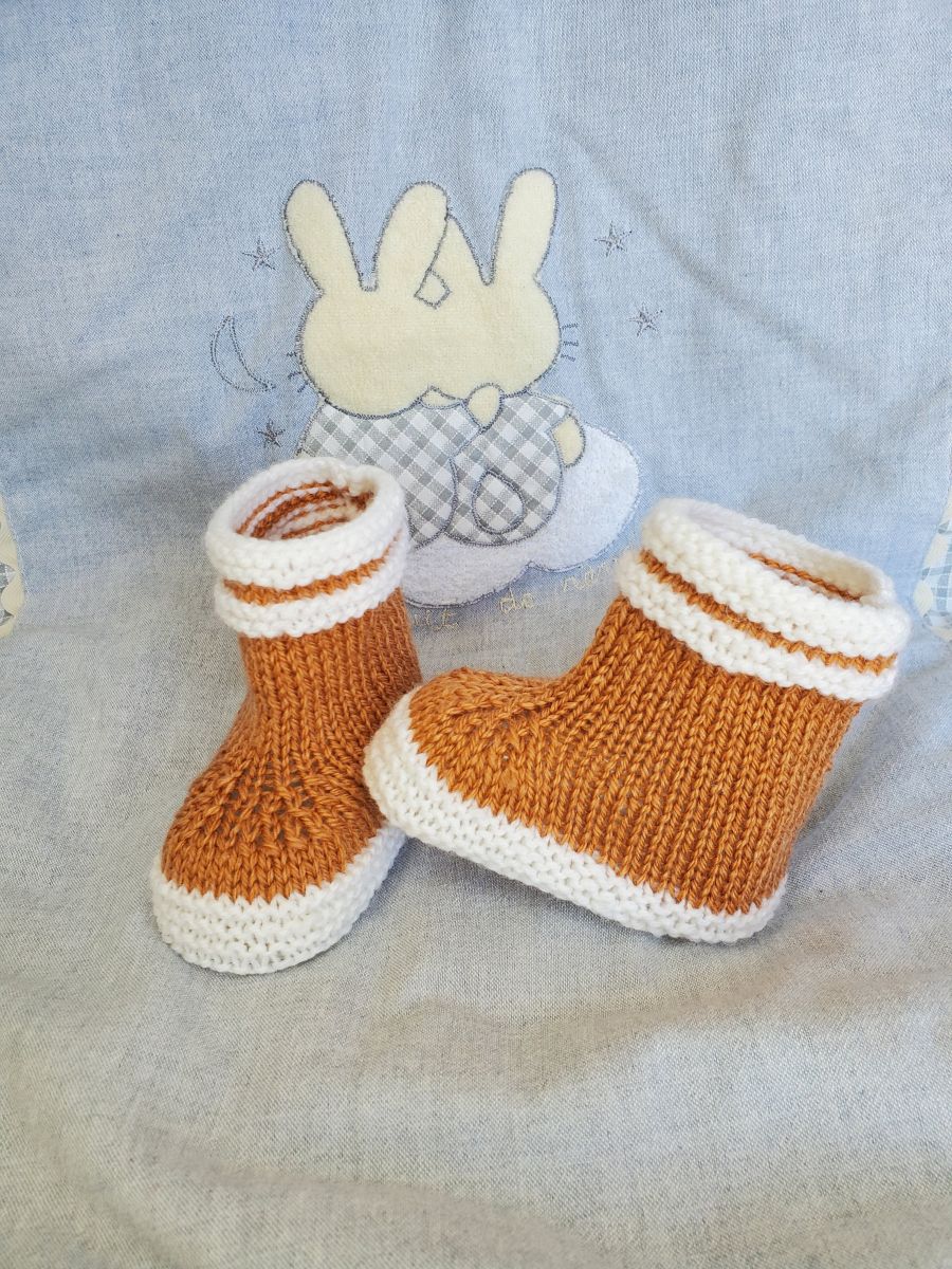 tricot chaussons layette bébé bottes aigle - Les aiguilles de Lulu