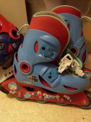 Deux paire de rollers