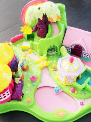 Village Polly Pocket aimanté vintage 1997