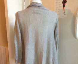Gilet a frange beige. 