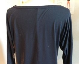 Tshirt chaud avec tete de mort.