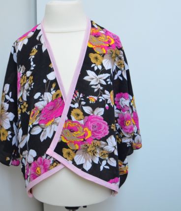 Poncho fleurie 2/4 ans