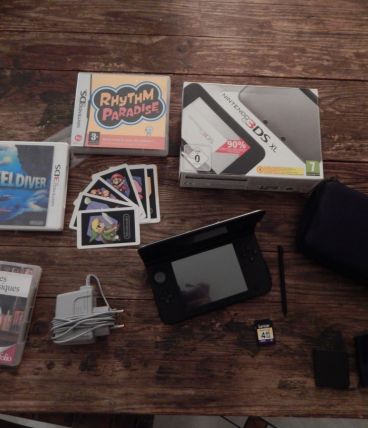 Console nintendo 3DS XL black/silver + jeux