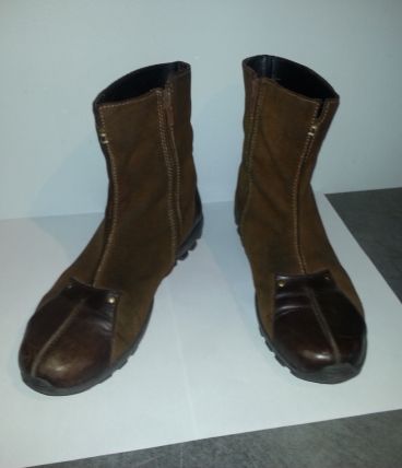 Bottines en daim et cuir