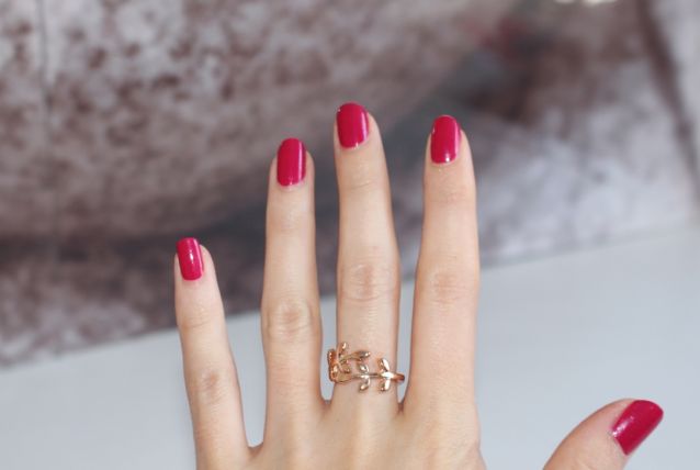 Bague Feuille Ajustable couleur rose doré