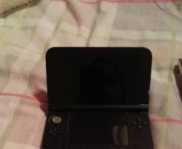 Nintendo 3DS pas cher avec 8 jeux