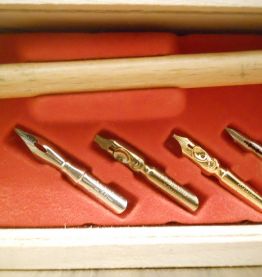 Plumier bois 4 plumes