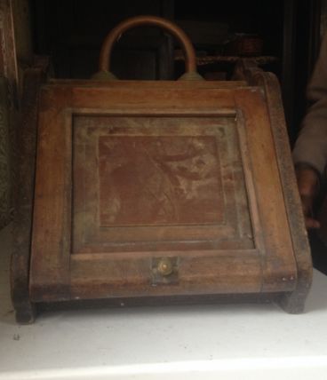 chaufferette ancienne en bois