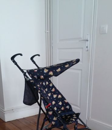 Poussette bébé compacte et légère