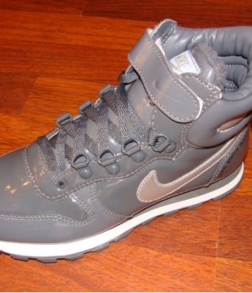 Nike snow waffle
