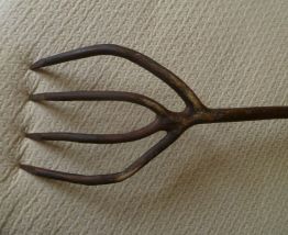 fourche en bois ancienne 4 dents