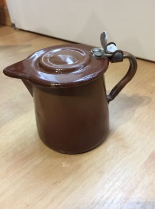 Pot à lait tôle émaillée 
