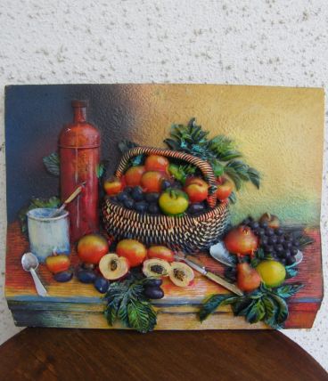 cadre plâtre représentant des pommes
