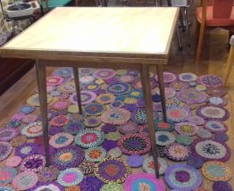 Table en bois et formica vintage