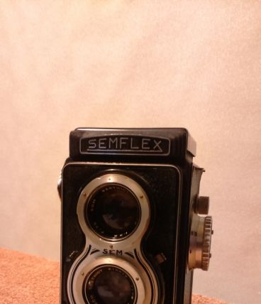 Appareil photo ancien 