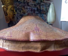 Joli sac en cuir artisanal