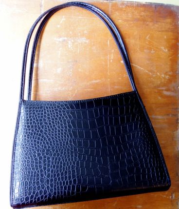 sac à main motif croco