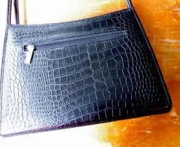 sac à main motif croco