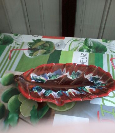 PLAT VALAURIS EN FORME DE FEUILLE ANNEE 60/70 VINTAGE