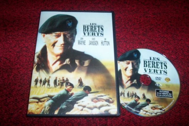 DVD LES BERETS VERTS AVEC JOHN WAYNE FILM GUERRE 