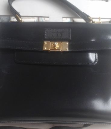 sac a main en cuir retro