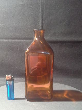 Bouteille de pharmacie vintage 3
