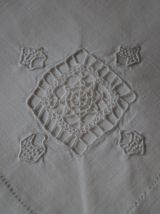 Serviettes brodées Hardanger