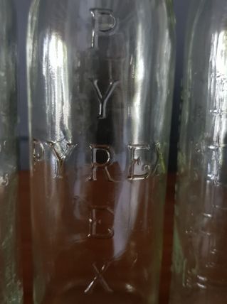 Lot de 3 biberons verre