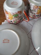 Tasses à café anciennes et Soucoupes Porcelaine fine du Japon