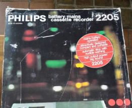 magnétophone à  cassette Philips N2205