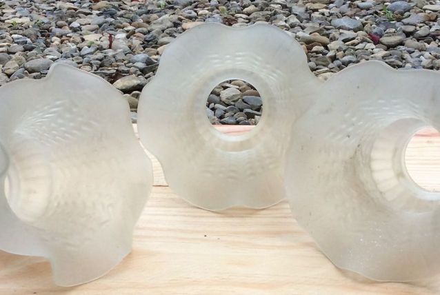 Globes en opaline