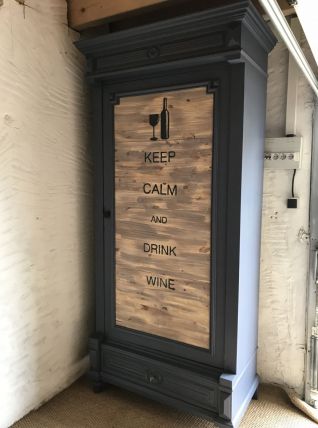 Armoire bar à vin
