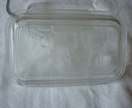 Beurrier verre decor vache sur couvercle
