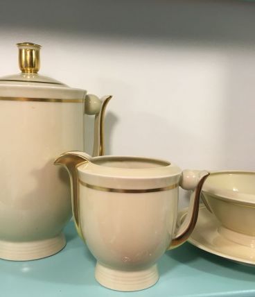 Ensemble porcelaine Ancienne Manufacture Royale