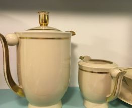 Ensemble porcelaine Ancienne Manufacture Royale