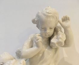 Statue en porcelaine Badersi