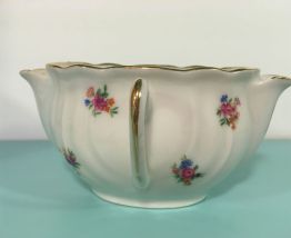 Saucier ancien en porcelaine