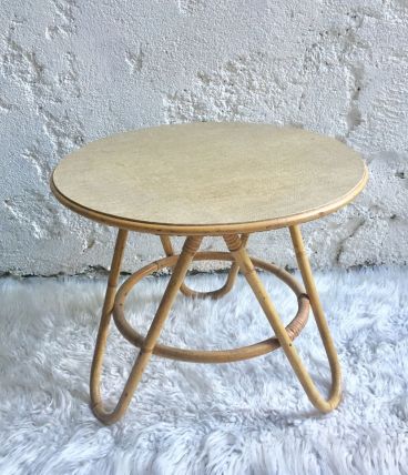 Table basse en rotin vintage 