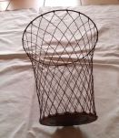Poubelle fil de fer vintage