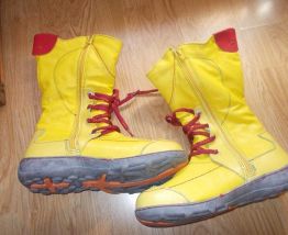 bottes jaune