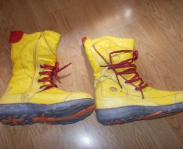 bottes jaune