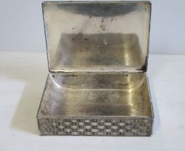 Coffret, boite à bijoux, vide poche en métal argenté, fineme
