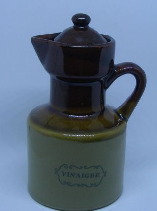 Petite cruche à vinaigre des années 70