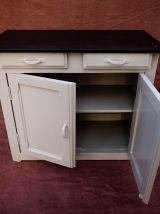 Ancien buffet parisien, couleur sable