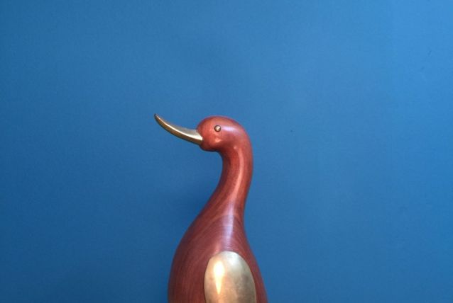 Pingouin en bois et laiton